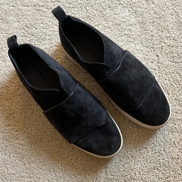 Vince Sneakers! - Picture 2 of 7